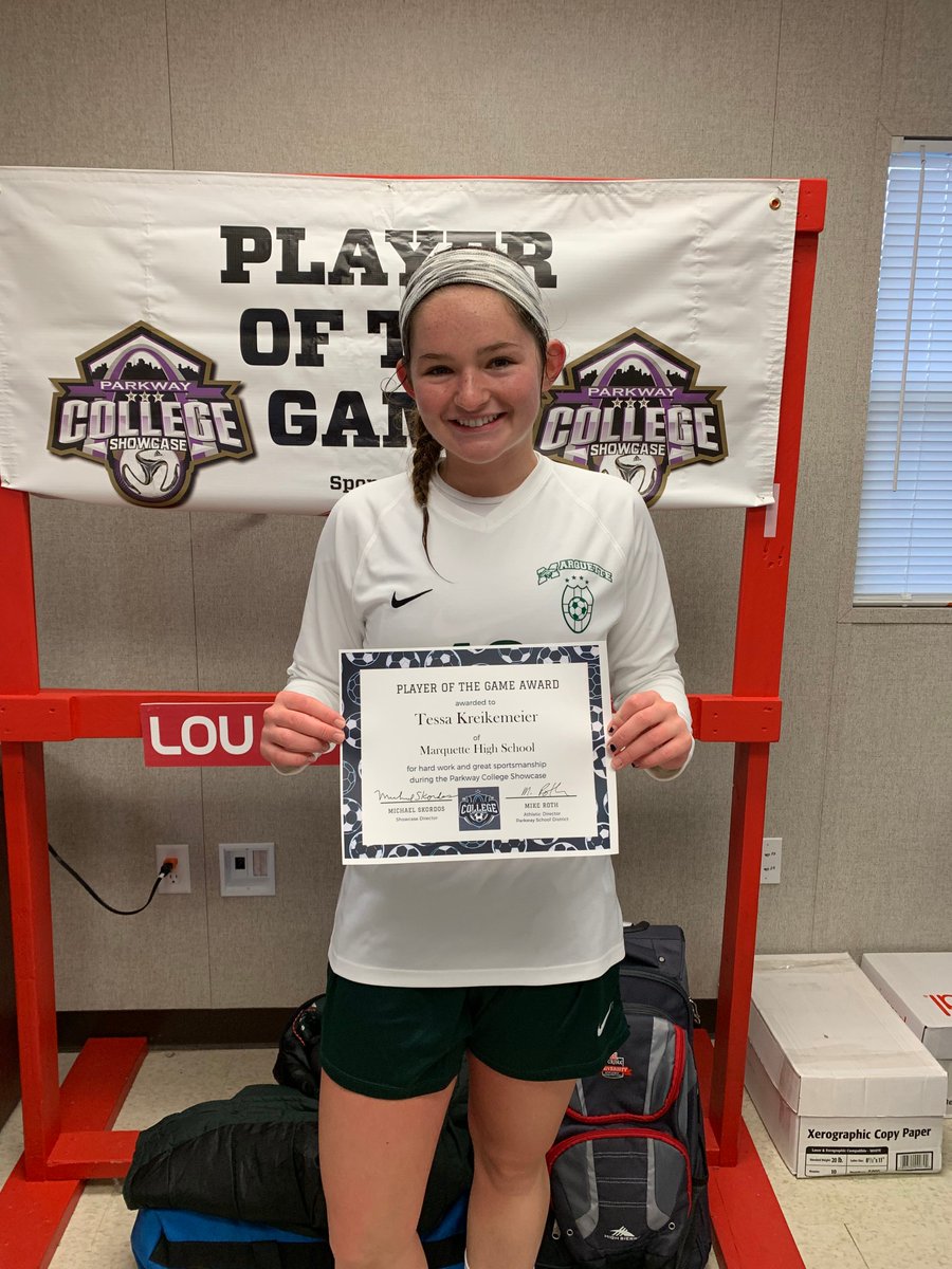 pkwycshowcase's tweet photo. Congratulations to Tessa Kreikemeieer of Marquette High School for being selected the player of the game vs New Trier on Saturday @pkwycshowcase 
#SoccerSTL #mosoccer #pkwyshowcase #618soccer #STLPreps https://t.co/x1yPWa2dFc