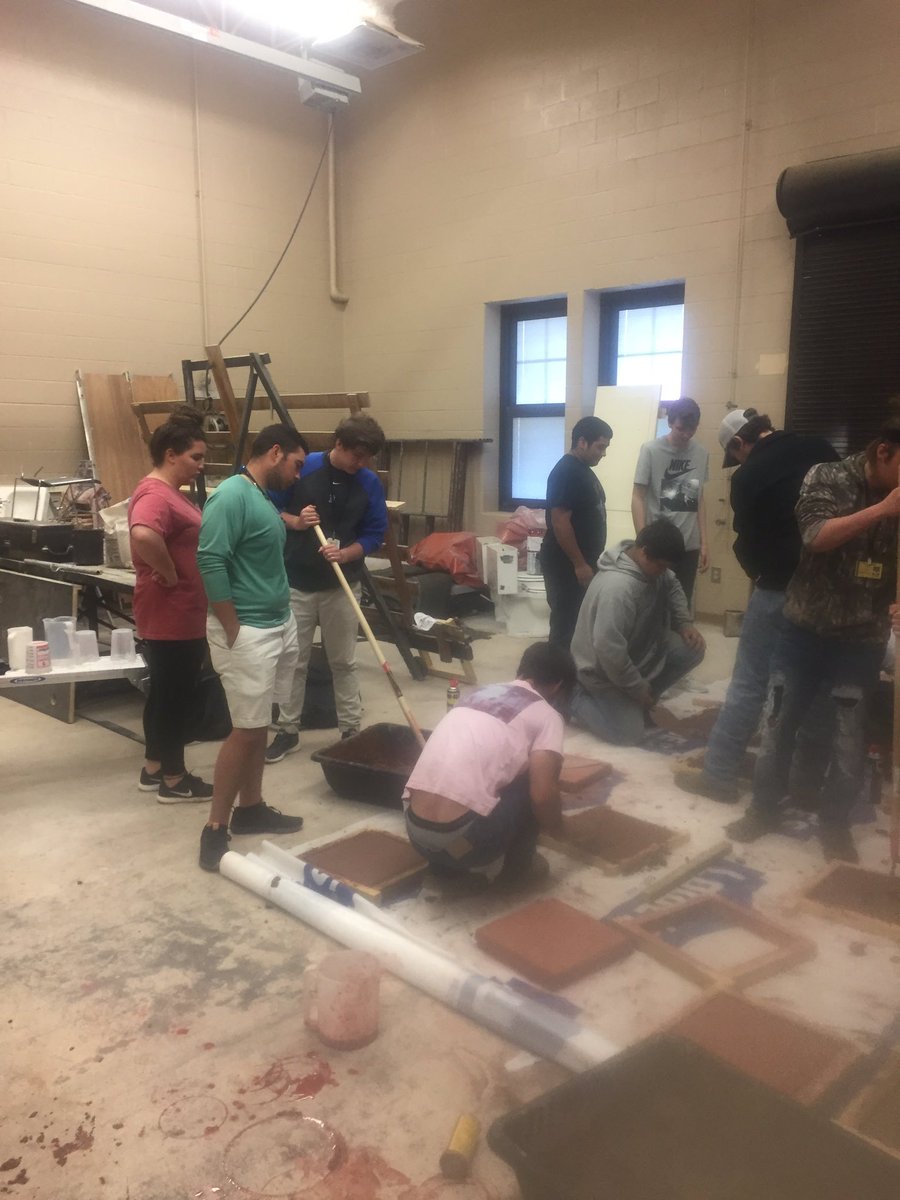 mcnattpat's tweet photo. Doing some concrete work! Teaming up with Landscape Design (Jessie Zeaser) and my Building Construction II class. Thanks #phsagcenter https://t.co/yjR1gpCZr1