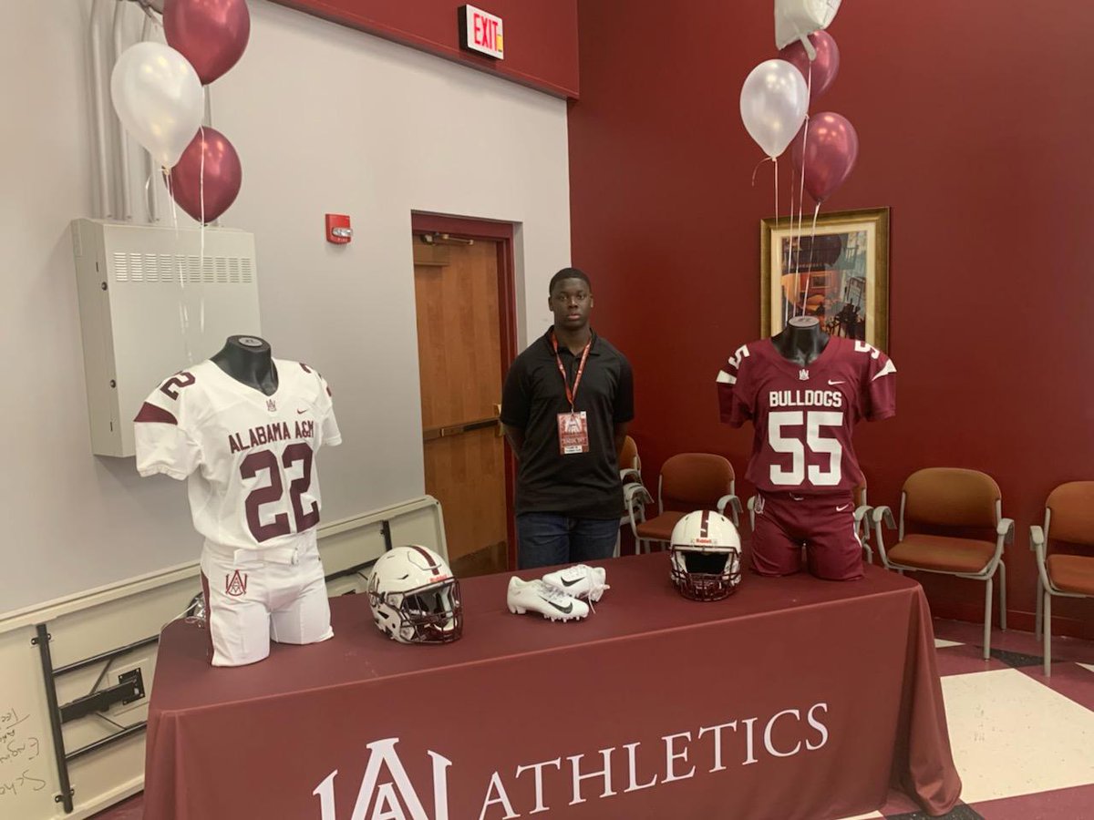 ATLASTeam3's tweet photo. Great Junior Day Visit for @TrejianMorgan to @aamufb &amp; @aamuedu! Great School, Great Coaches &amp; Great Tradition! @AAMUATHLETICS @AAMUBulldogs @Coach_Poke @Jaymai18 @CarrCoach @CoachDT12 @ChrisShelling2 @TTHSBulldogs @TTBulldogs @LoneStarHSFB @CoachConnaught1 @DFWTxProspects #DIFB https://t.co/x1ndQQAZgg