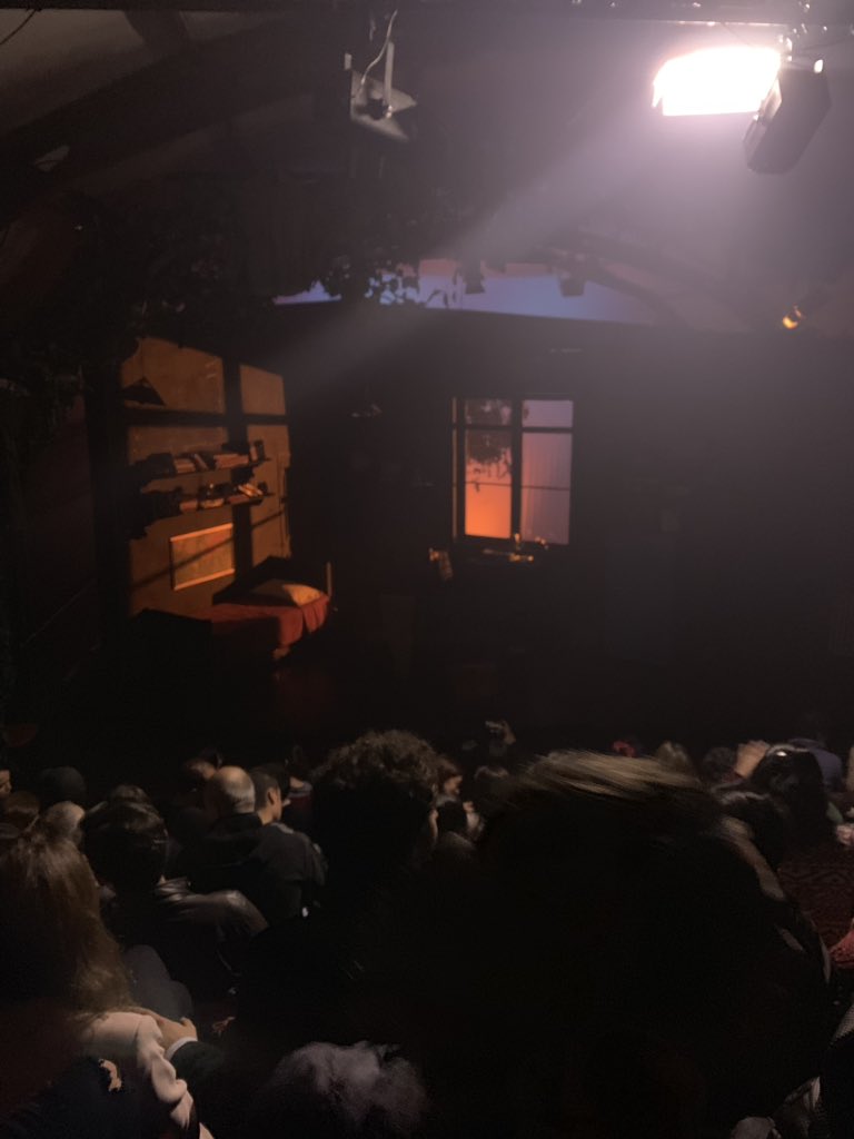 PastsStaging's tweet photo. Profound and sensitive production at Teatro Petra, digging up the past, hauntings, interspecies suffering. Labio de Liebre https://t.co/k2fGvIUMZe