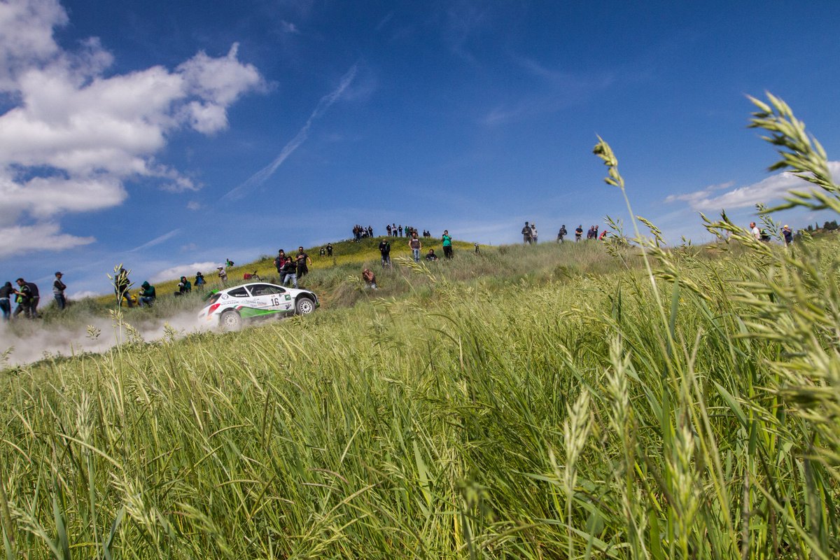 Una settimana al via della #LiburnaTerra

I nostri amici di Epic Rally Tribe  stanno preparando la diretta al meglio!

#FinaleRaceday #RacedayRallyTerra #ChiTerraGode #Pirelli #Repsol #Dhl #Omp #Enthusia