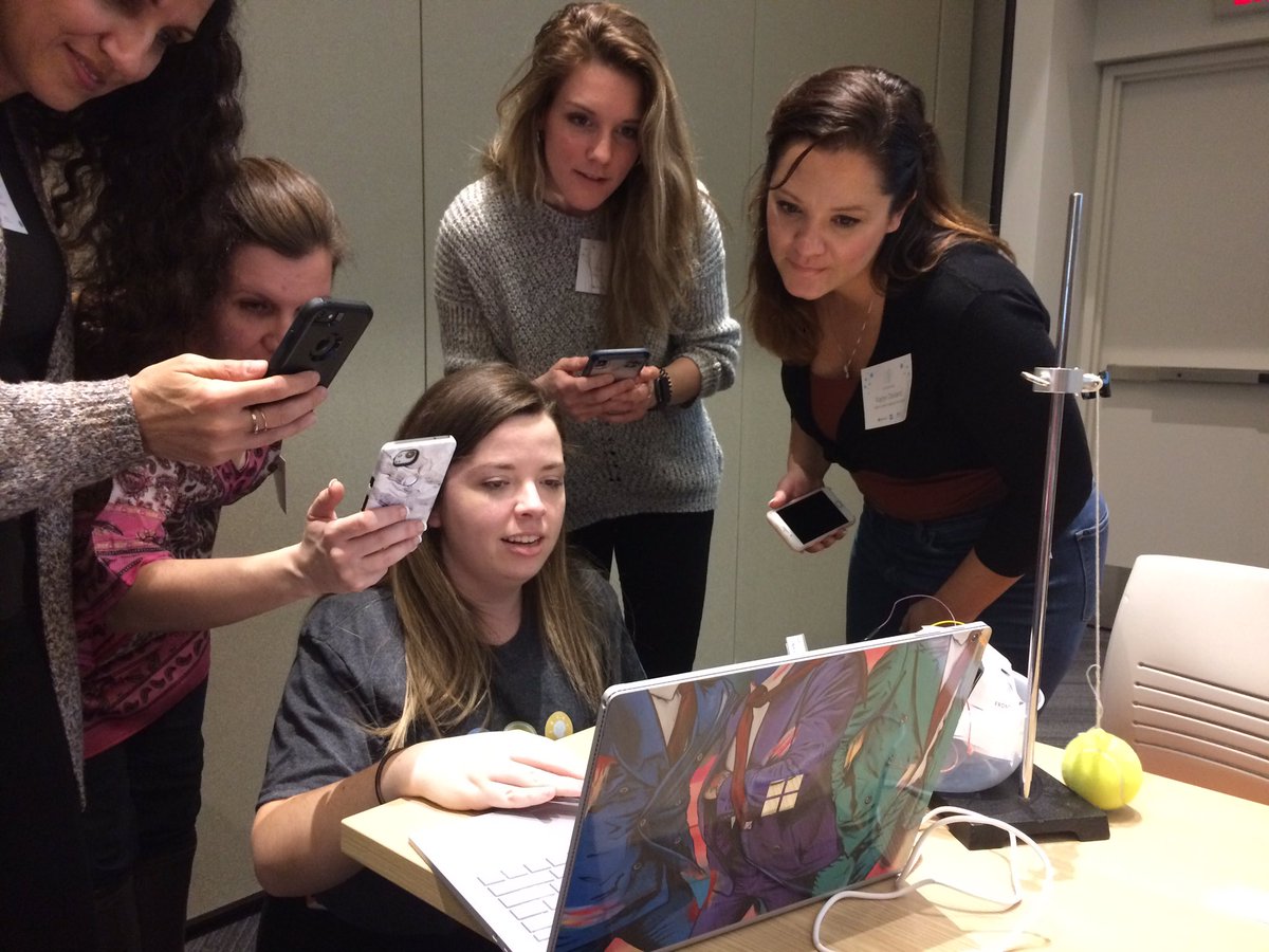 MrsThuss's tweet image. Adult learners are so engaged. Just imagine what student engagement will be like with this inquiry! #HackSTEM @FCLEdu #Tranform2030