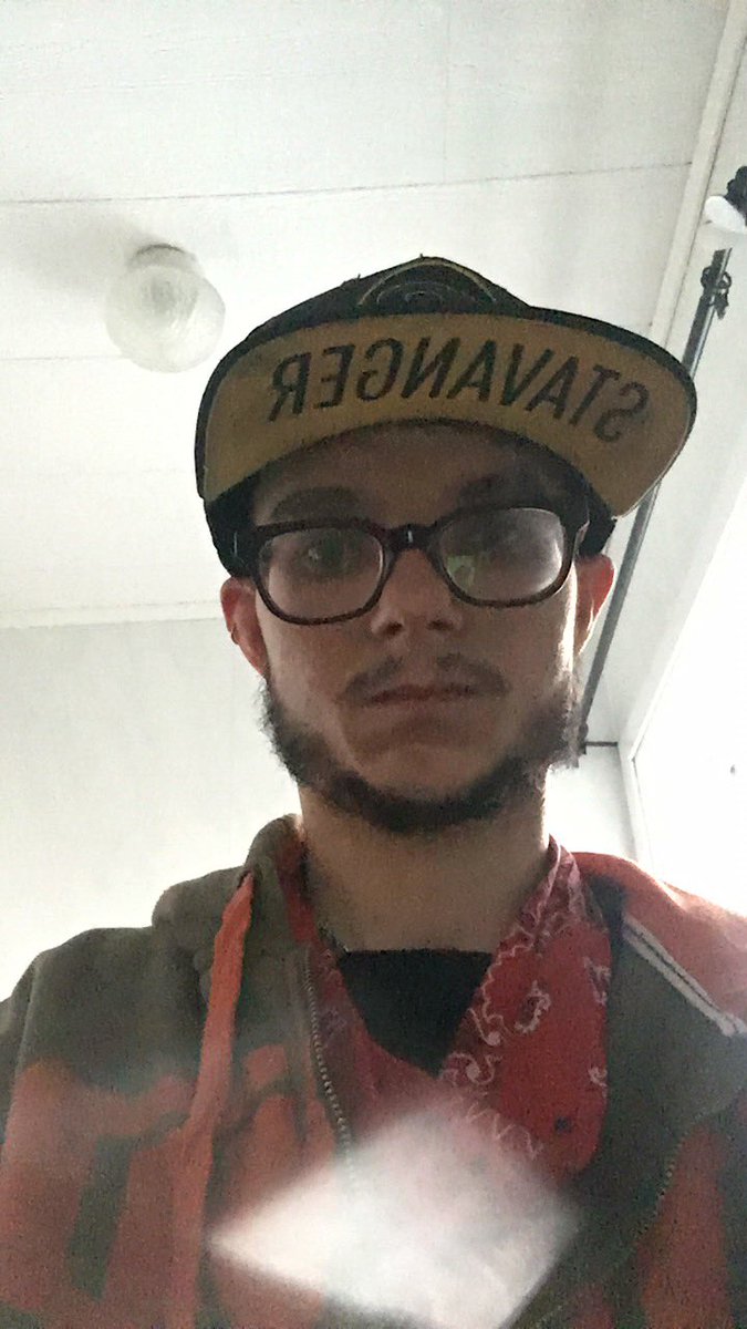 Heia/Let’s go STVG Oilers, Forza Oilers, Oilers Roughnecks #2hoceky #tv2sport2 
1P. Storhamar 1-0 STV/STVG Oil (Oilers)