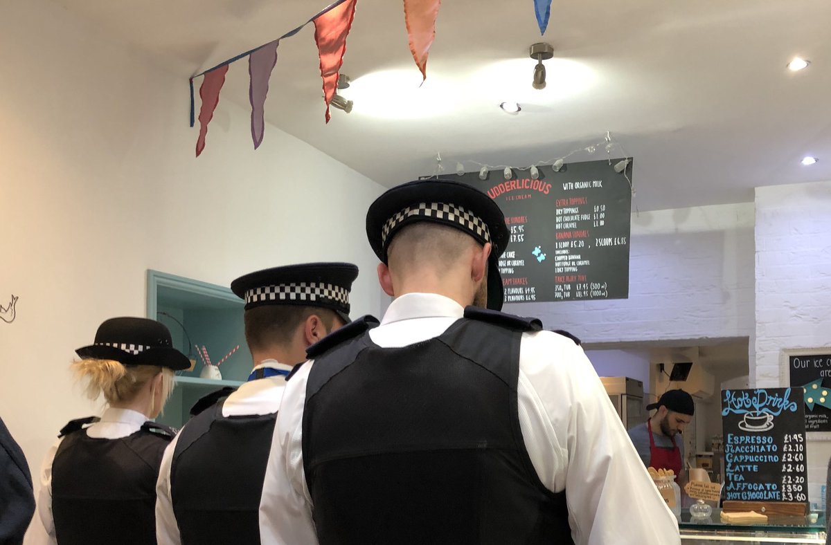Much cheer here at <a href="/udderliciousLDN/">Udderlicious</a> for the <a href="/MPSIslington/">Islington Police</a> sergeant buying ice-creams for all of the constables in his van. #TopCop