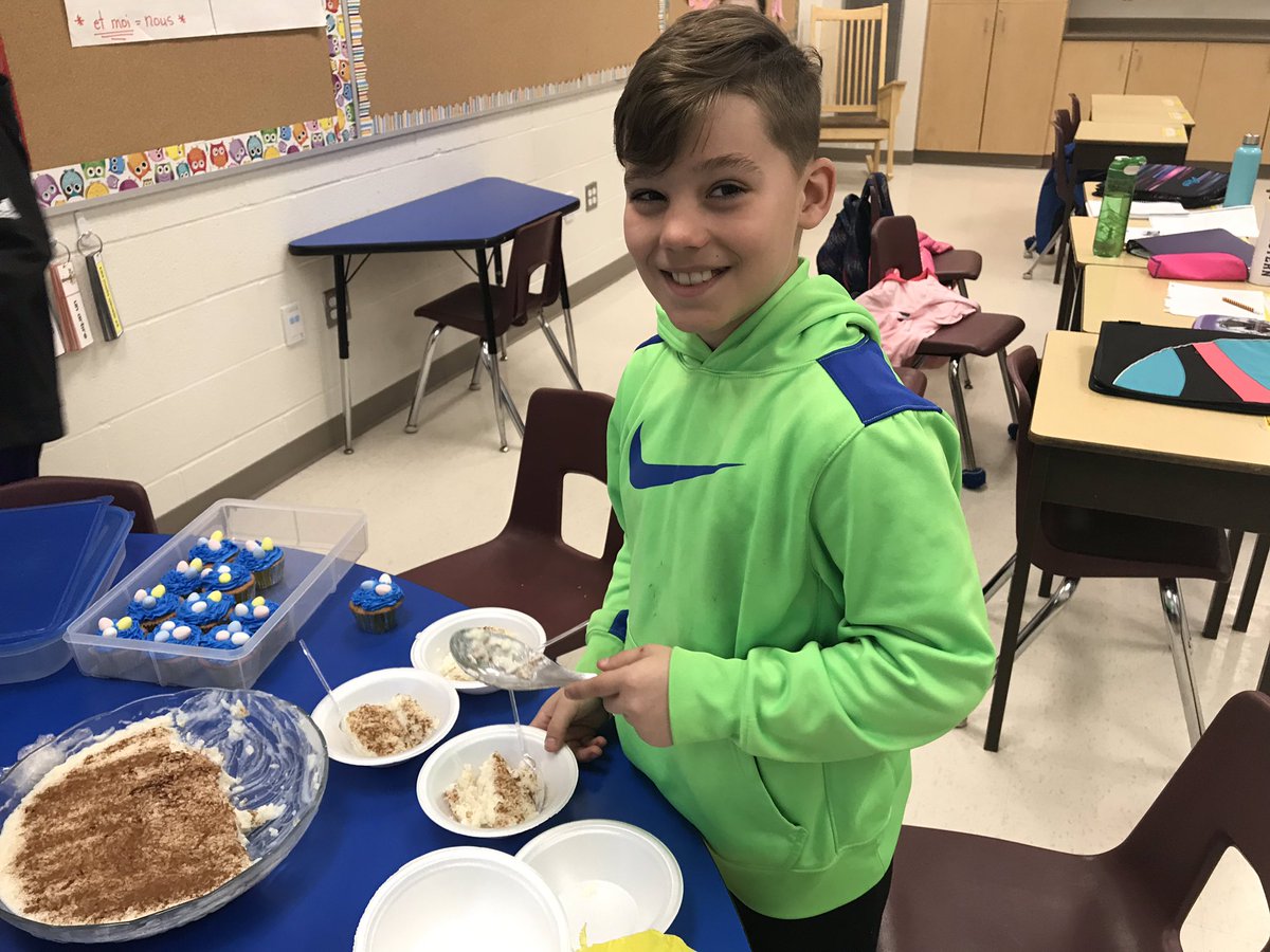 apfernandes2019's tweet photo. No language class would be complete without a few lessons on the cuisine of that country. Grade 5 students at the Portuguese School shared a recipe for a typical Portuguese dessert with their classmates. #LDCSBinternational https://t.co/S7QRIkbuvy