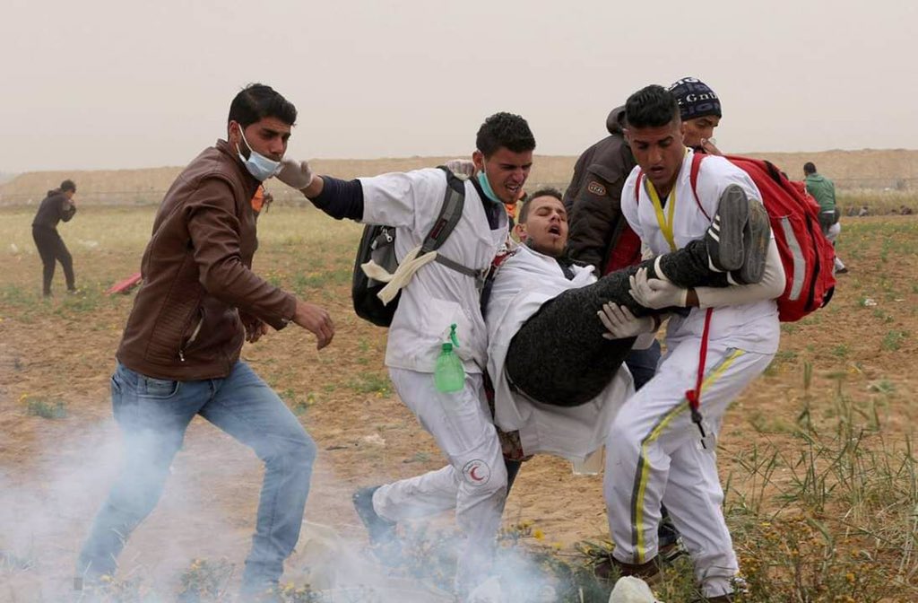 Timesofgaza's tweet photo. Gaza today: Medical staff on the line of duty. https://t.co/9AxCqmTaQi