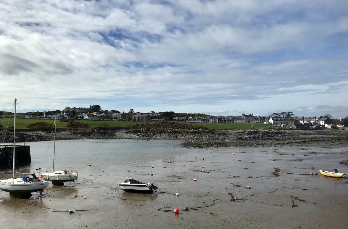 Fabulous feedback from departing guests and a warm welcome for our next guests. 🌼

Beautiful weather in the Isle. ☀️☀️☀️ We have availability from Thursday 4th April for a short break or a longer stay.

ninianslanding.co.uk #scotland #holiday #weekendaway