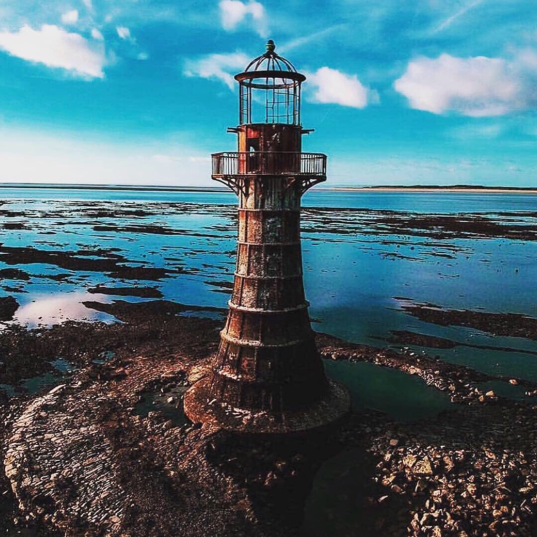 TenonTours's tweet photo. Another day, another...opportunity to share more of Wales’ beauty from the camera lens’ of others...📸🏴
@roberto_baggins @jp.photography.23 @madzik79 @jjpmaia
#FindYourEpic #Wales #VisitWales #TTFeaturedDestination #TenonTours #TravelWithTenon #YourTripYourWay https://t.co/y0XNVFHQpn