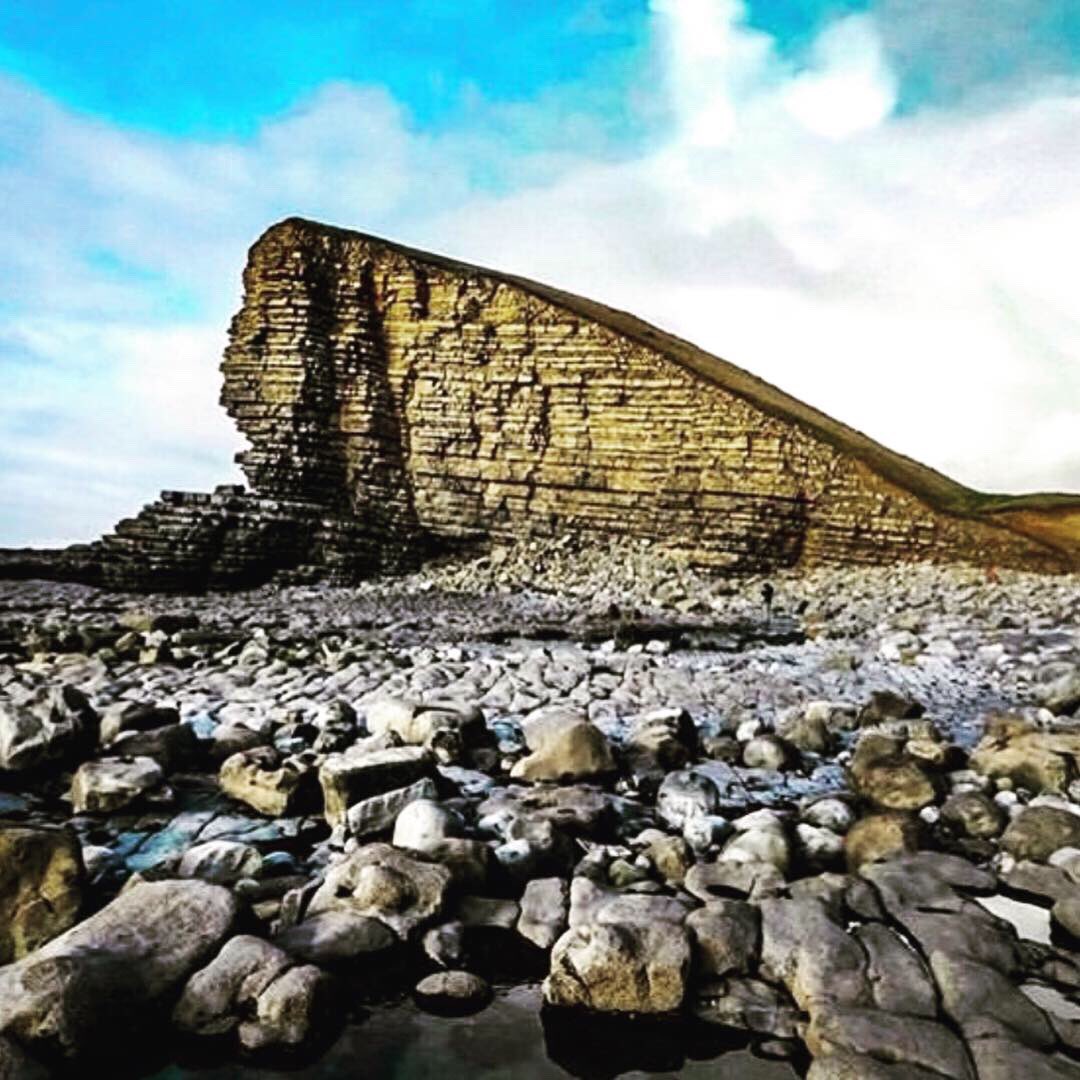 TenonTours's tweet photo. Another day, another...opportunity to share more of Wales’ beauty from the camera lens’ of others...📸🏴
@roberto_baggins @jp.photography.23 @madzik79 @jjpmaia
#FindYourEpic #Wales #VisitWales #TTFeaturedDestination #TenonTours #TravelWithTenon #YourTripYourWay https://t.co/y0XNVFHQpn