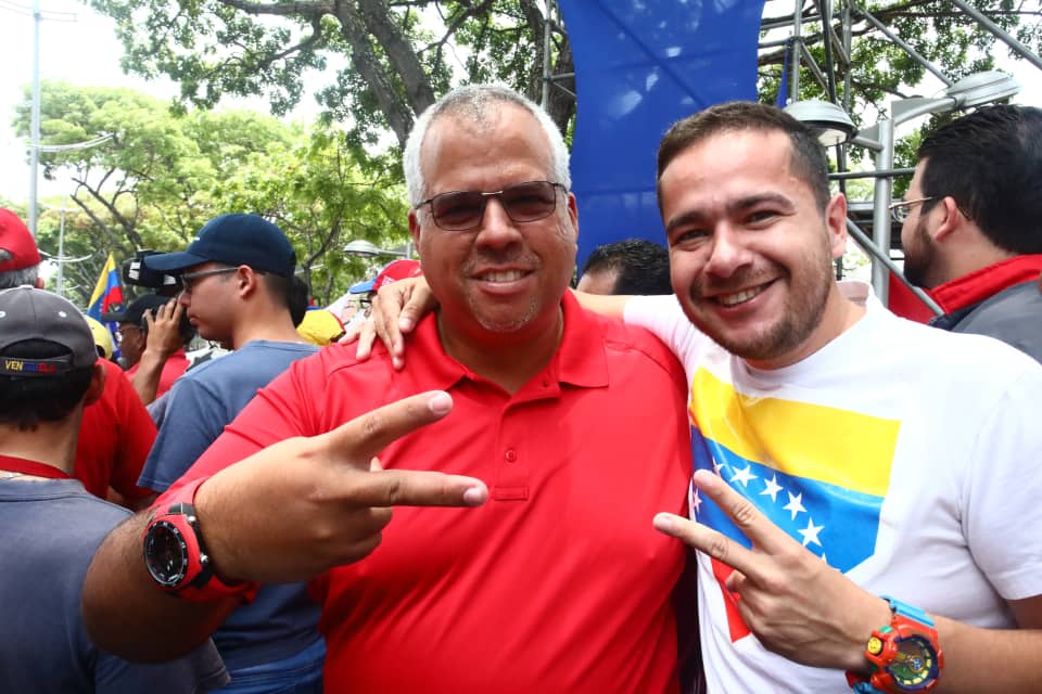 Melxki's tweet photo. #30Mar #Venezuela Tenemos de frente al imperialismo asesino de pueblos, que ahora ha  dejado a un lado el respeto al derecho internacional y se nos presenta  tal y como es: genocida e invasor. ¡No podrán con nosotros! @ccsinsurgente #Catia #PuebloDefiendeLaLibertad https://t.co/V4EFMndJYM