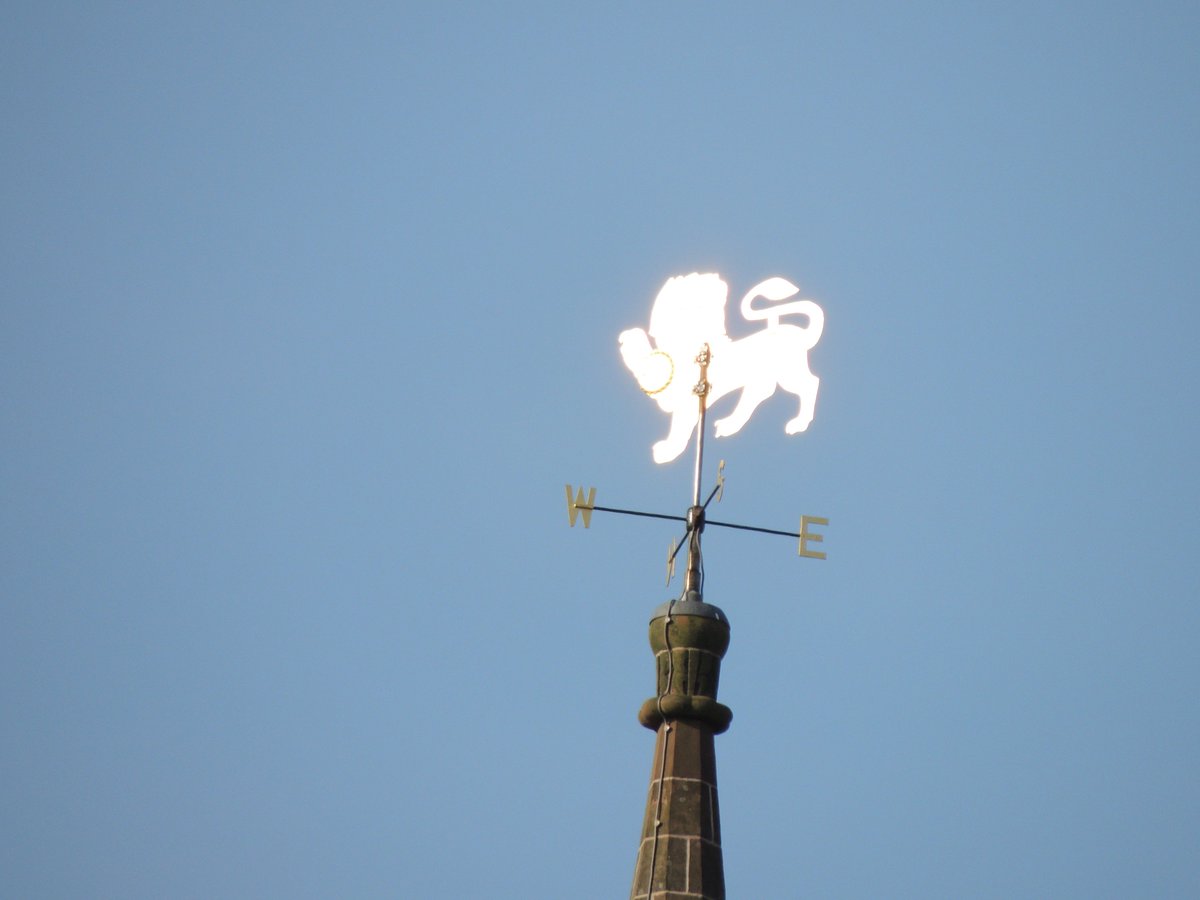 FriendsofFOPCC's tweet image. Fantastic work being done by FOPCC.  More stone has been put down on the cross walk path, the daffodils &amp;amp; tulips are still blooming.  Come along and join us.