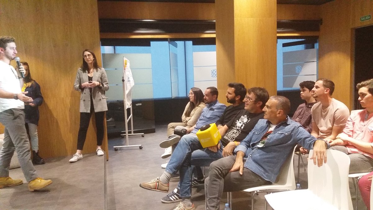 Correoslabs tweet media