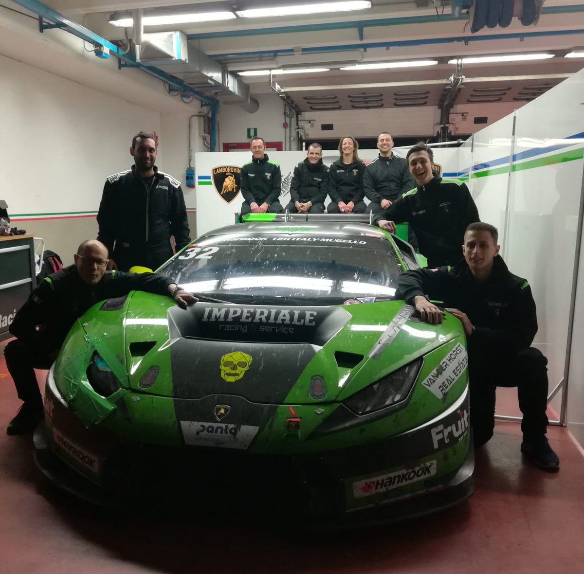 imperialeracing's tweet photo. A great #teamresult at 12H @MugelloCircuit @24HSeries
@ImperialeRacing grabs a top 10 finish with P10 after a strong comeback in first #endurance race of the season
#thisisendurance 🇮🇹👍
@postiglionevito #KikkoGalbiati #jaromirjirik https://t.co/7ifrqqCoh7