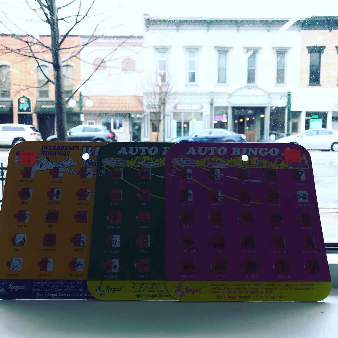 Be entertained during a long drive your fav spring break vacation spot with these reusable auto bingo games! #jbarhobbies #springbreakwithkids #longdrive