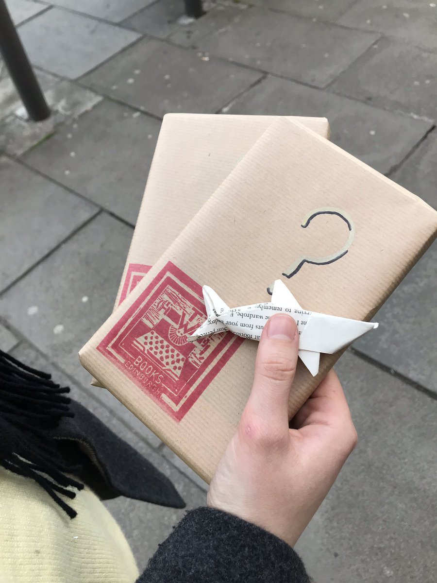 Lara NicHaouchine tweet media