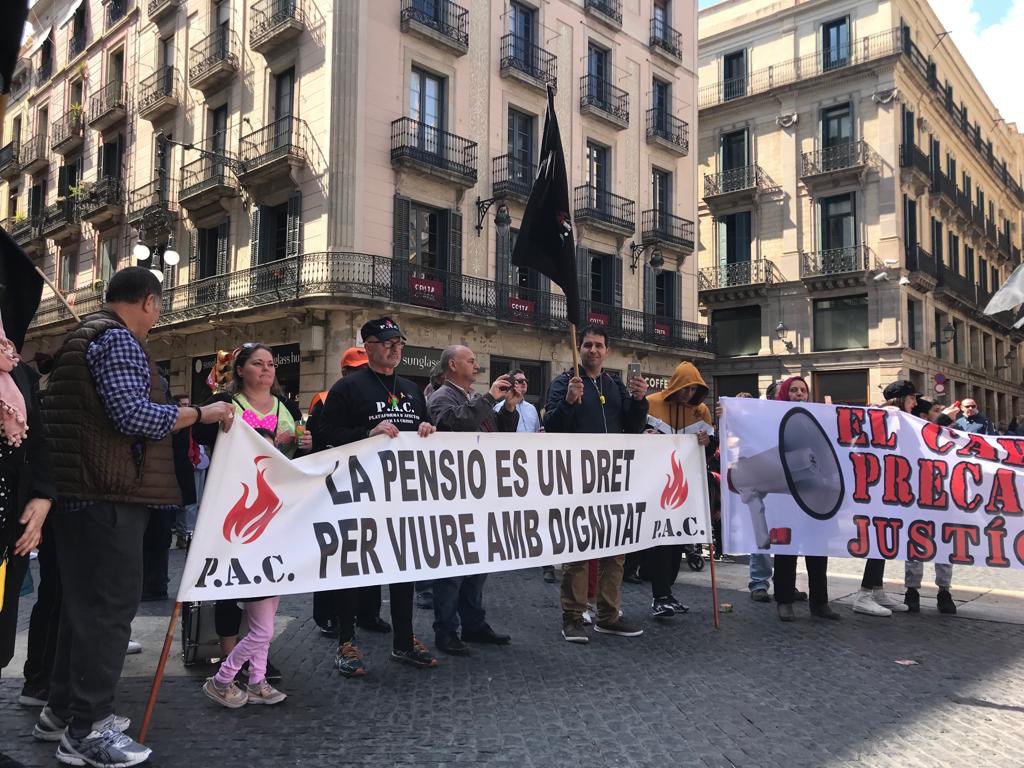 Som Podem Barcelona tweet media