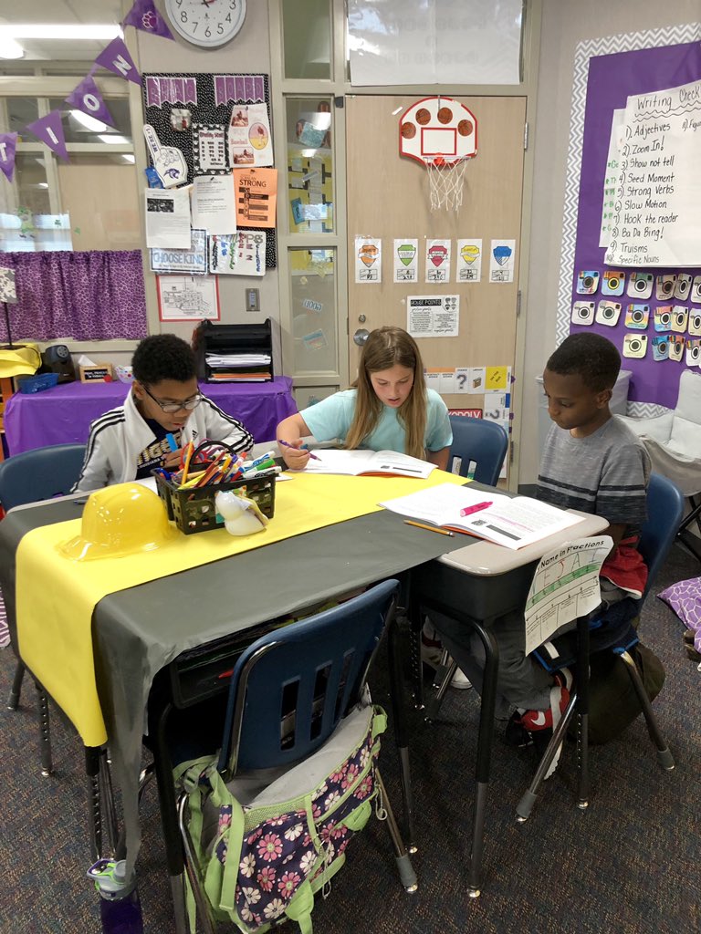 soe4thgrade's tweet photo. Our Revising and Editing Escape Room was a huge success with our 4th graders. @SOES_Express https://t.co/R3zPFTZNKu