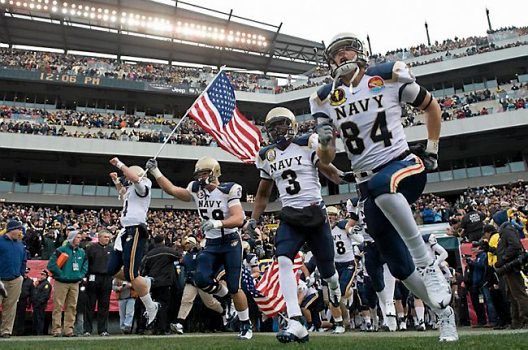 LoganPoint's tweet photo. Blessed, honored, and proud to have received an offer from The United States Naval Academy!@NAVYCoachKen                                 @NavyCoachYo https://t.co/QNDTAiBSNg