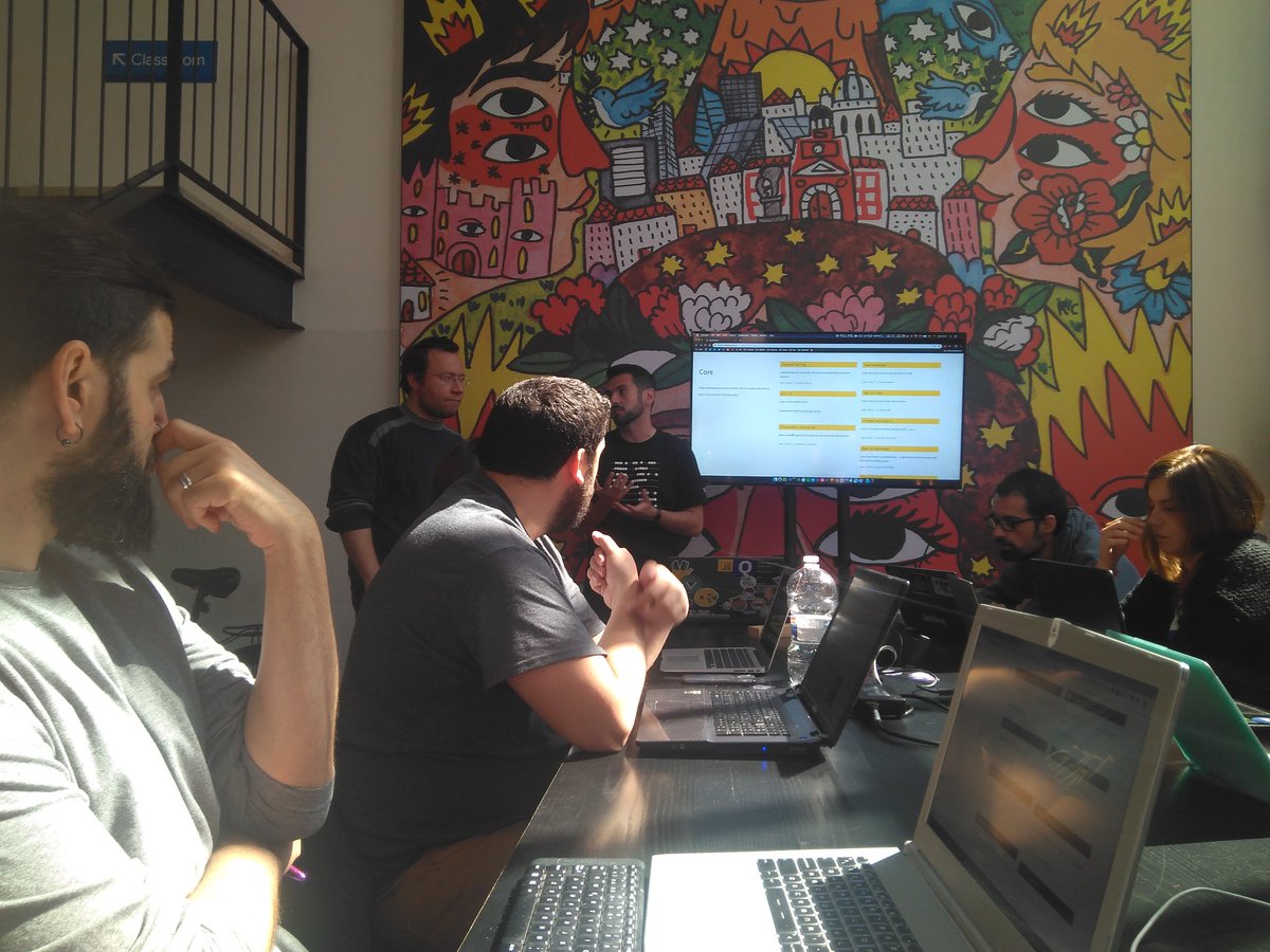 Elena_in_code's tweet photo. Muchas gracias por el taller de node @carlosazaustre 
Primera vez en @os_weekends
No será la última! https://t.co/X6Y09Afiaz