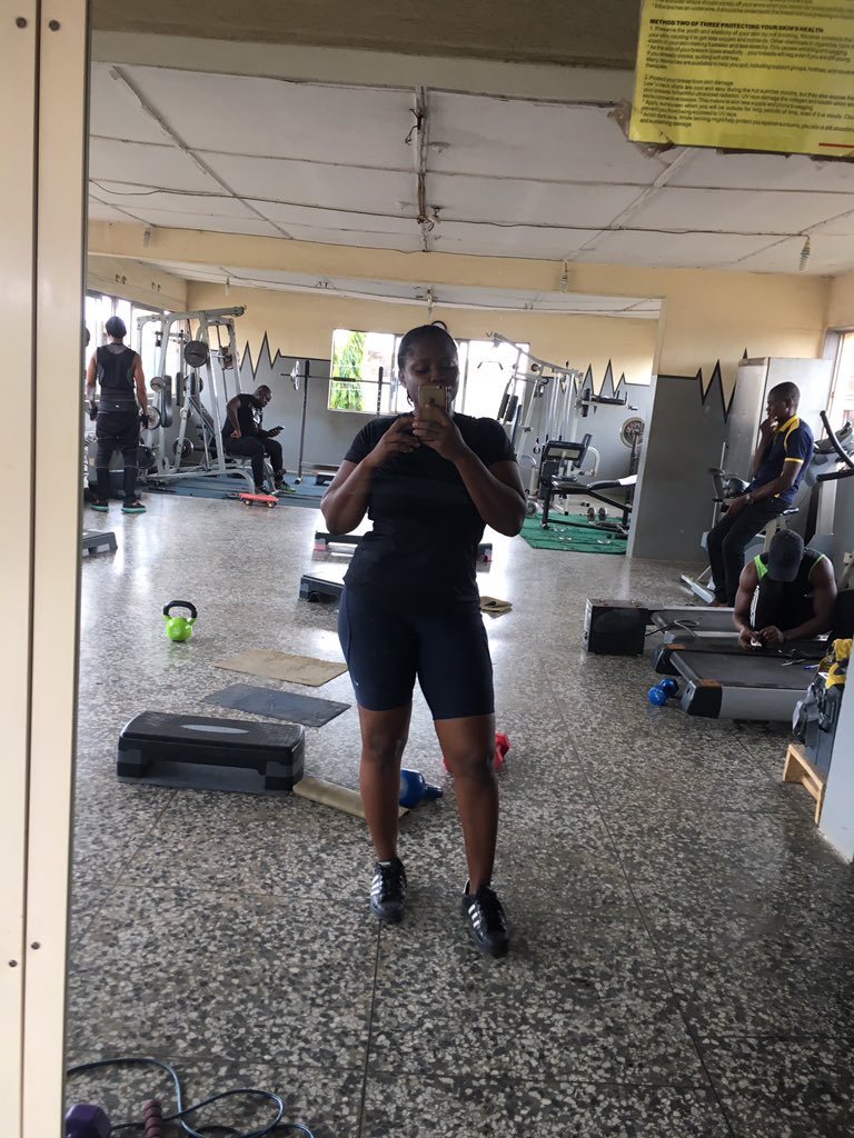 behappygang's tweet photo. The goal is to stay sexy,young and rich forever 🙏🏾
.
#behappygang
#workharddancehard https://t.co/e4A3HNcdxI
