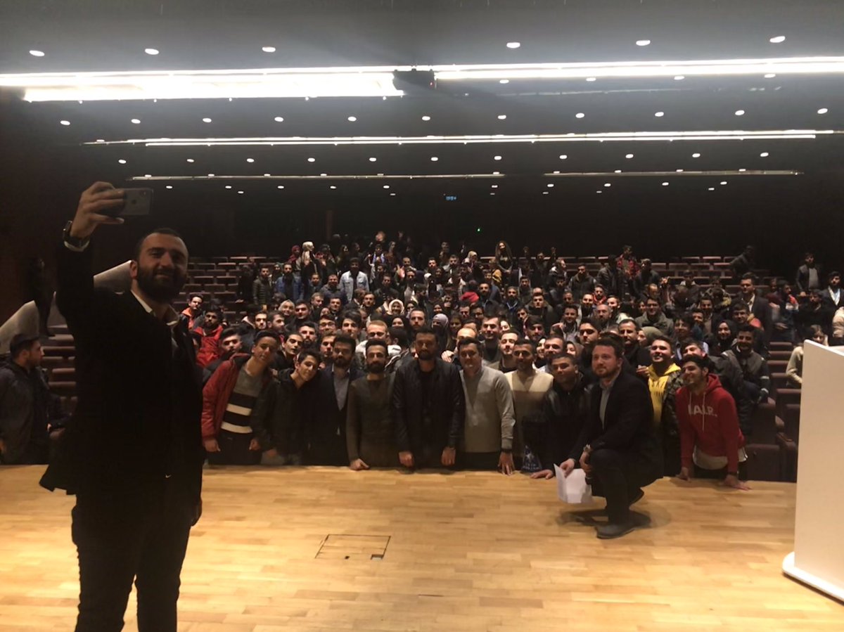 cihatbiradli's tweet photo. 31 Mart Yerel Seçimlerine saatler kala @eyupakgenclik Teşkilatımız ile birlikte Belediye Başkan Adayımız Deniz Köken abimizin katılımları ile motivasyon toplantımızı gerçekleştirdik. Eyüpsultan’ın AK Gençliği sandıklara sahip çıkmaya hazır inşallah. https://t.co/f6dB09iJDY