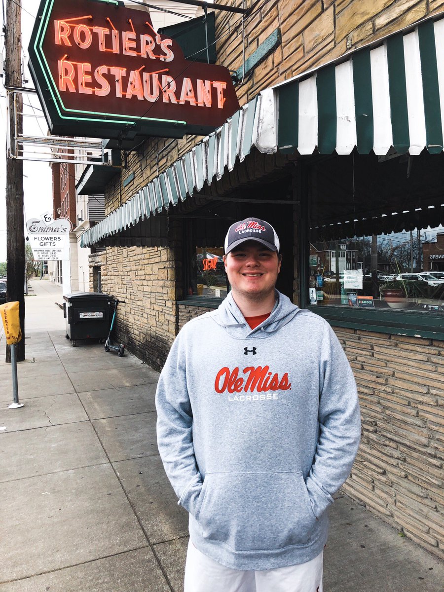 KeeleySports1's tweet photo. When in #Nashville, you gotta hit #Rotiers with @trojanlaxgoalie https://t.co/LTt8Mf6m3u