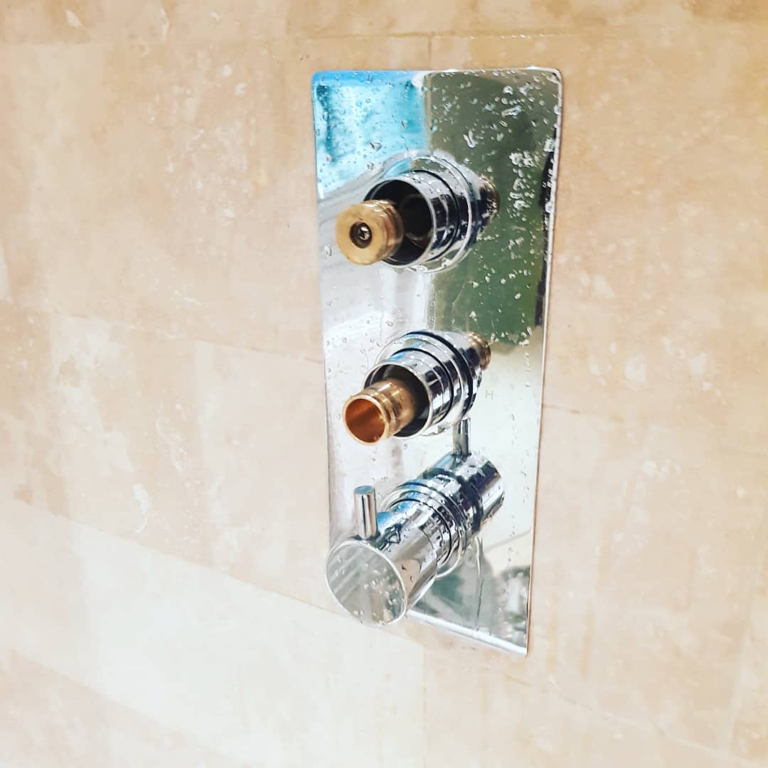 ChariotHeating's tweet photo. Sweet little one! Clients last plumber installed the shower without #calibration .. #fullheat only gave 37 degrees hot water 😱
We rectified that of course!
#hot shower = #happyclients !!!
.
Chariot Heating Solutions Ltd 
.
Schedule a Consultation  Today.
#Maintenance https://t.co/9ZEXvHB7SU