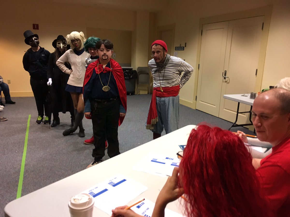 bcattv's tweet photo. #GeekingOut at @BurlPubLib #ComixCon #cosplay @CounterplayCCC @BurlLibFriends https://t.co/bZBBfDiiB4