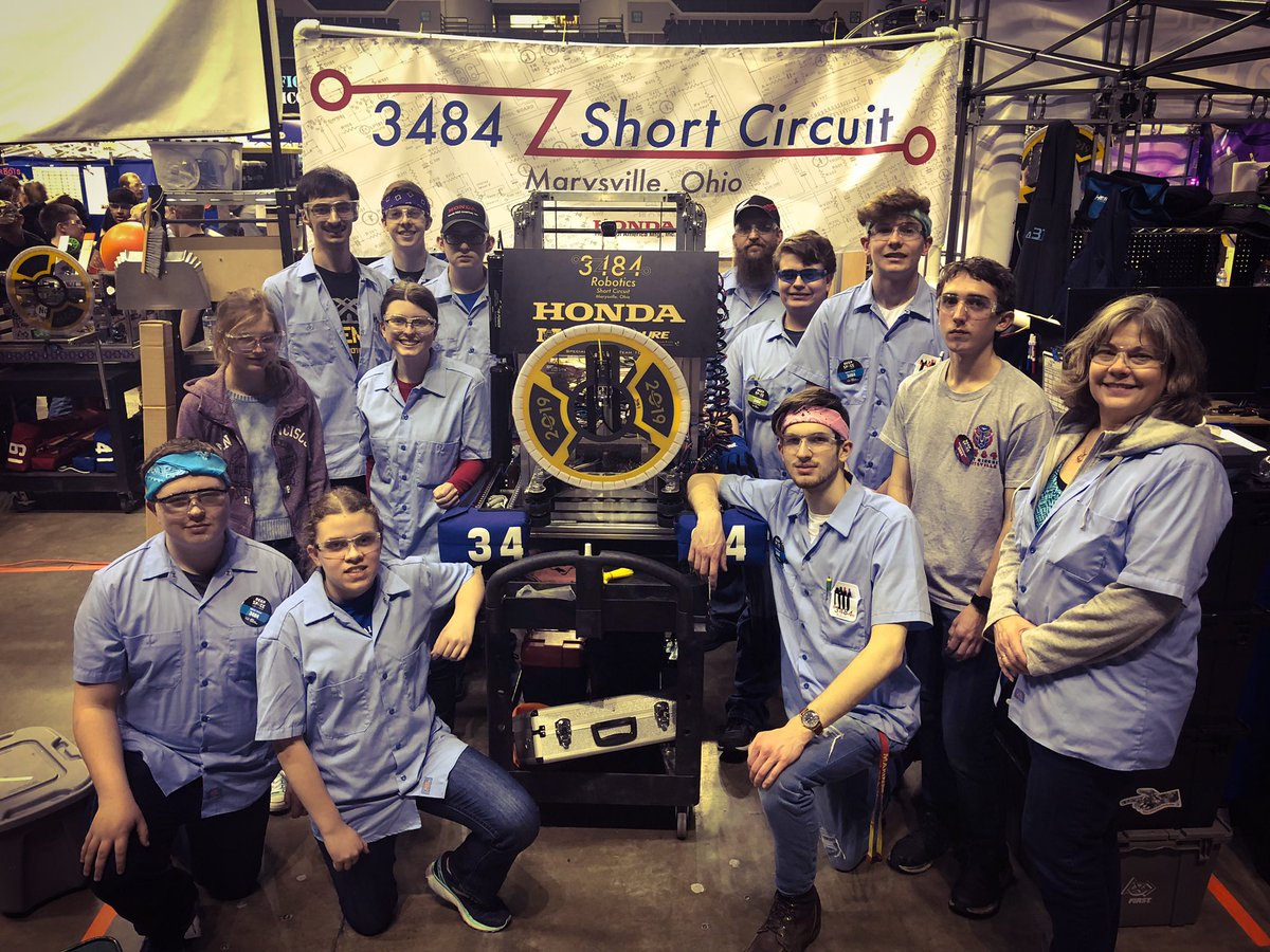 3484 knocked out of #buckeyeregionalfrc in the quarter finals. Had a lot of fun this weekend. Good luck to all the teams advancing to the semi-finals, especially our central Ohio friends @FRCTeam5667 <a href="/FRC4145/">Worbots</a> #OMGRobots #ptbm #CORIrobotics <a href="/MarysvilleEVSD/">Marysville Schools</a>