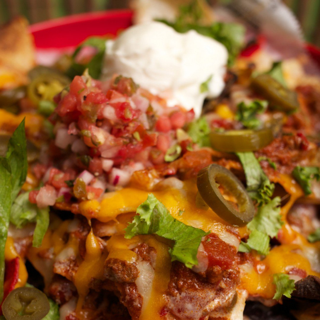 BigBillysChas's tweet photo. Loaded doesn't do our nachos justice- these crisp chips are SMOTHERED with goodness. You know you want to take a bite! https://t.co/f2WvbIj9ch