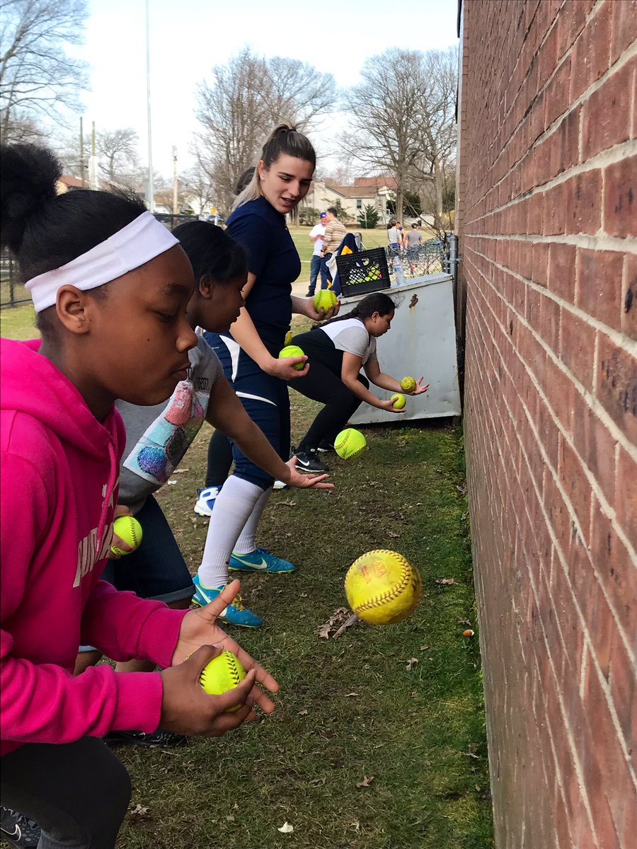 ColoniaSoftball's tweet photo. Some hand eye coordination work featuring the Wall (and Santos). CHS Softball 💙💛 @CGSL_ https://t.co/goJAUAtUJi