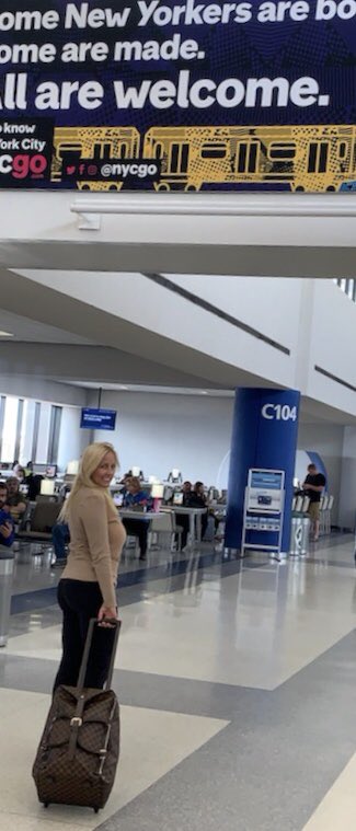 LorraineZiff's tweet photo. An #awesome #friend who knows how much I #travel #surprised me &amp; #helped me #stepupmygame with this #beautiful #LV #gift ! #WOW !  I am very #grateful #thankful #appreciative #friendship @LouisVuitton @LouisVuitton_US #airport #flight #adventure #happiness #ny https://t.co/zK0oZjhRHh