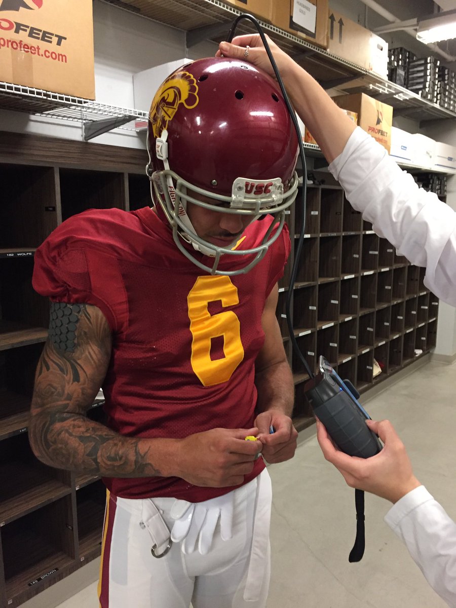 Getting our guys ready for a great practice this morning with @HelmetFit.