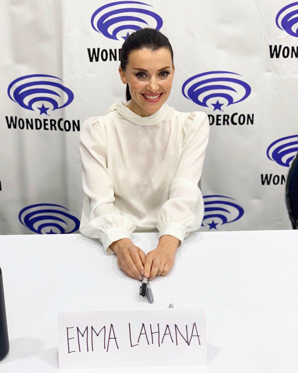 CloakAndDagger's tweet photo. We had too much fun at @WonderCon. Thank you for a packed house. Thank you for coming out to meet us. All love. 🙏🏽 #CloakAndDagger #MarvelWonderCon #WCA2019 #WonderCon https://t.co/R6TbmZclRu