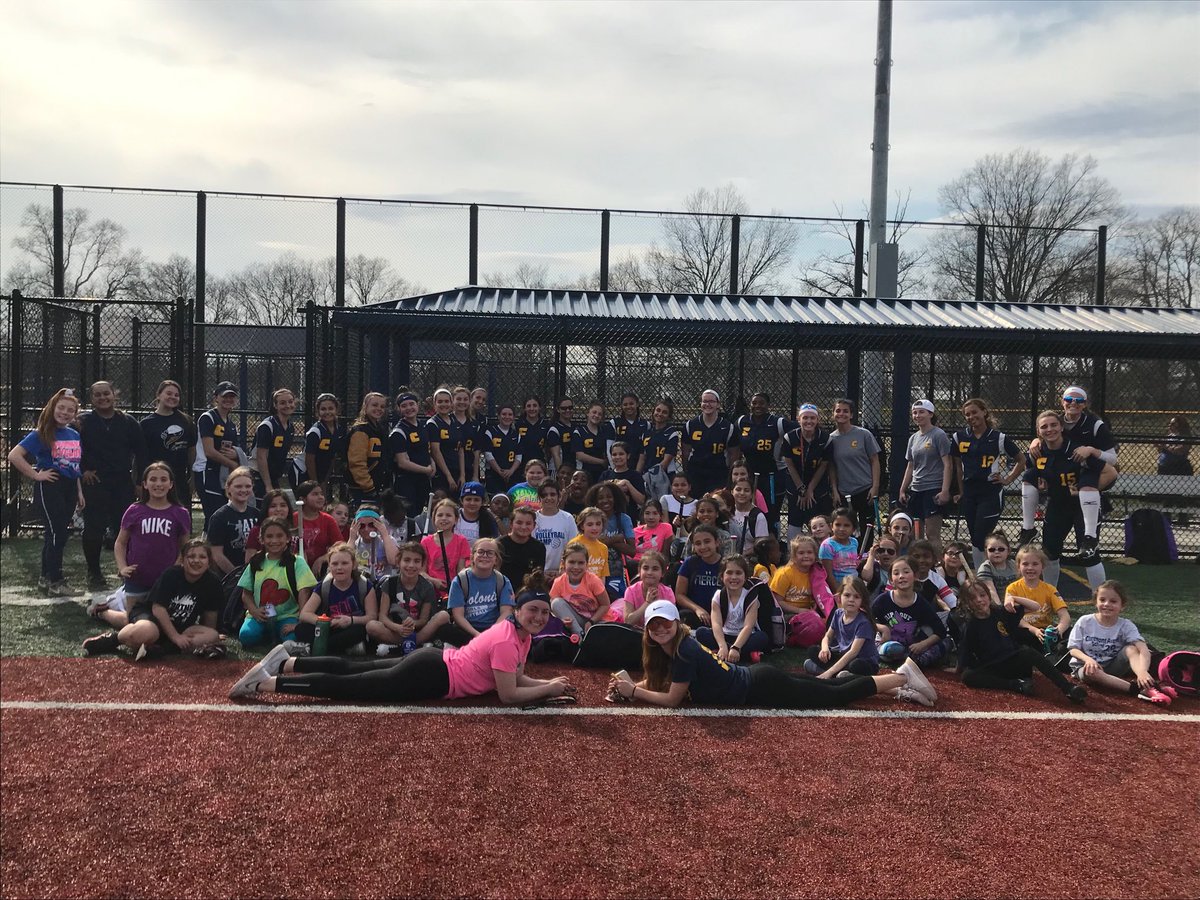 ColoniaSoftball's tweet photo. Thank you to all who came out for the CHS Softball clinic. We hope you had as much fun as we did! CHS Softball 💙💛⁦@CGSL_⁩ https://t.co/kE6CpsAn0a