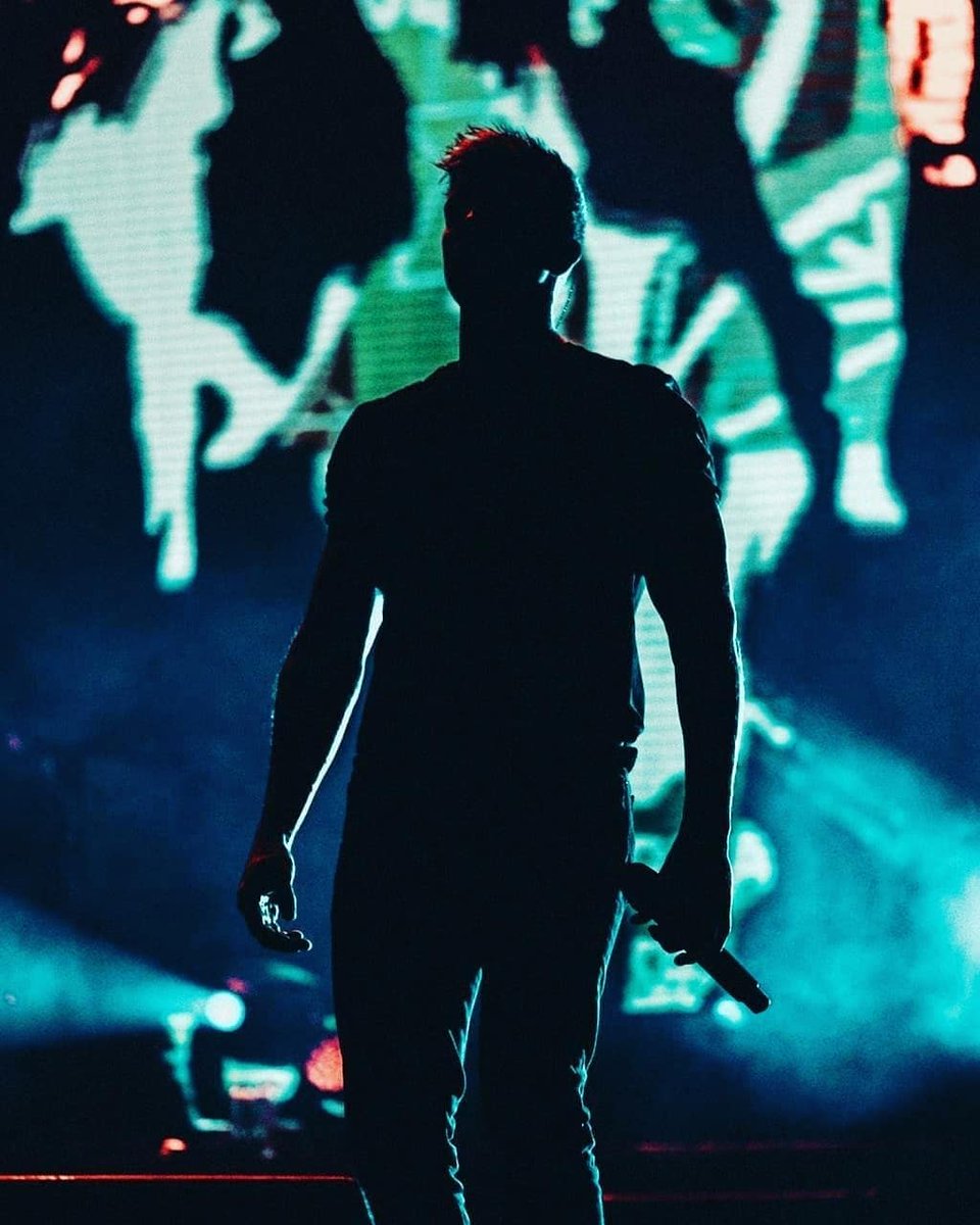 doalcarcarmen's tweet photo. @pabloalboran @chinolemus 😊😂..LO QUE DARÍA POR ESTAR EN #MÉXICO CONTIGO ! DISFRUTA COMO SI NO HUBIERA UN 
MAÑANA 🙆‍♂️💥🙆‍♂️🔥🙆‍♂️🕺🎤👏!! 
#TOURCDMX #Noche2 #TEAMO!! https://t.co/hkB853vgXM