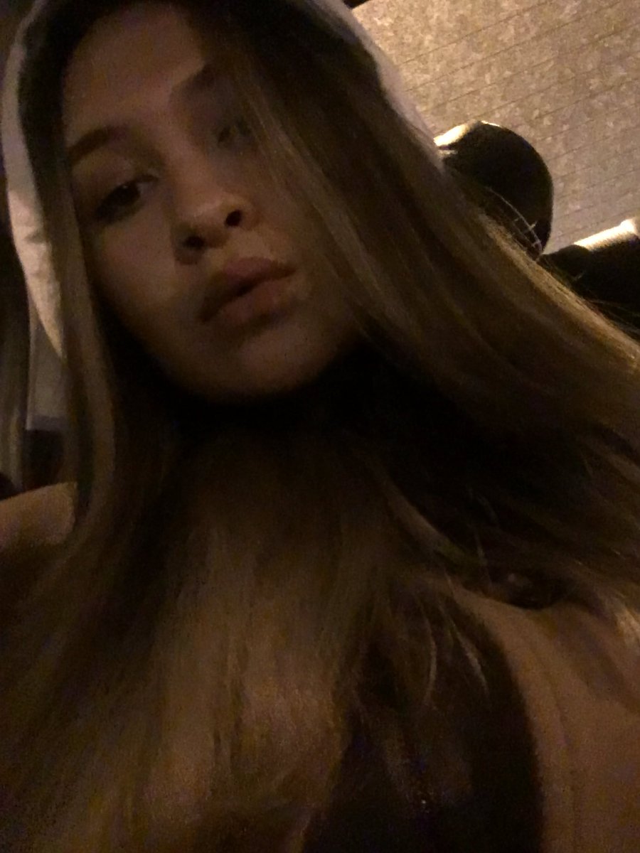Уровень пафосности лица зашкаливает😂👄