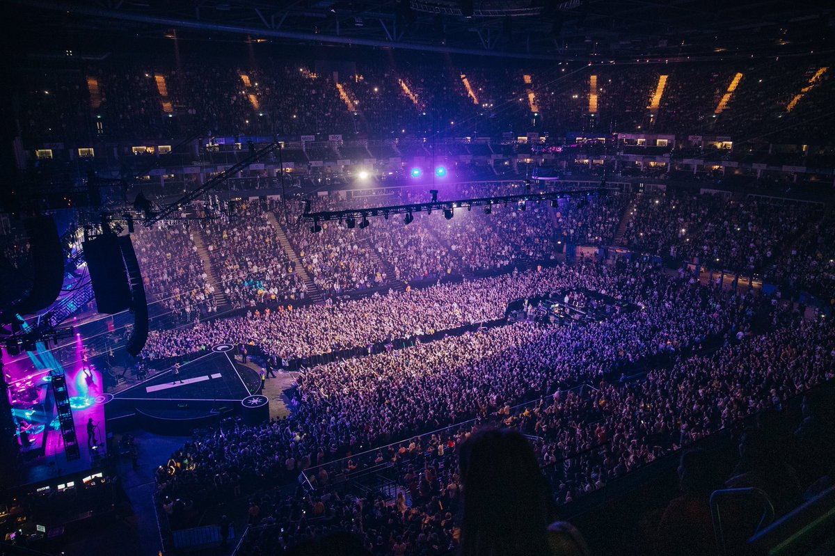 Two sold out nights at @TheO2 in London ✅✅

What a fucking trip, thank y'all 🙏