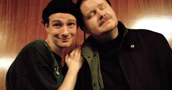 jzebraa's tweet photo. R.I.P. #StephenFitzpatrick and #AudunLaading @ThatBandOfHers #British #band #Her's #InvitationToHers U.S. tour: ' #BeautifulSong I Love It! <3 @jzebraa
https://t.co/qTraSawp1B
https://t.co/PkcvMj7aNR https://t.co/baidMbUpdz