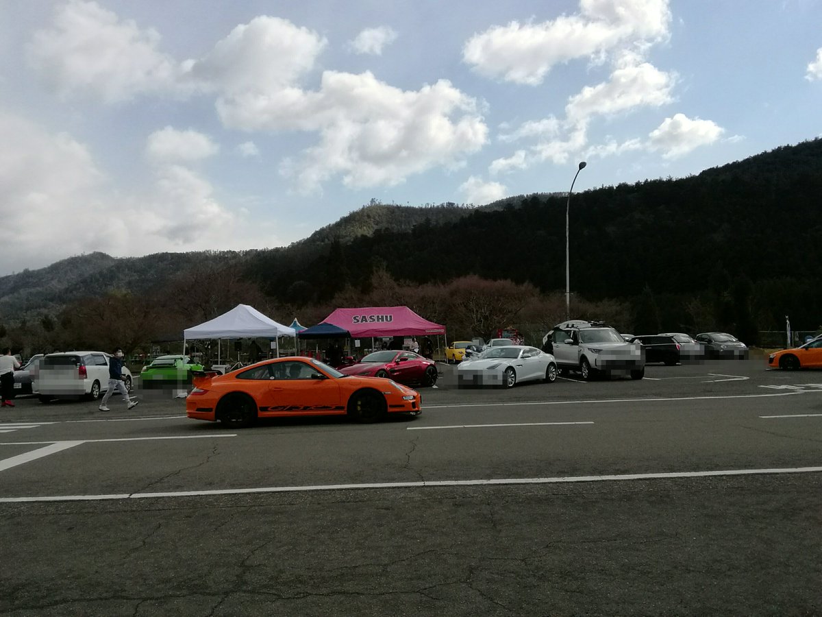 takao_parkway's tweet photo. 只今、高雄大駐車場にて「THE CARS IN TAKAO」が開催されています。
こちらのイベント「THE CARS IN TAKAO」は17：00まで開催される予定です。ご来場の皆様、スタッフの皆様、本日は誠にありがとうございます！ https://t.co/ciImOQJ3Au