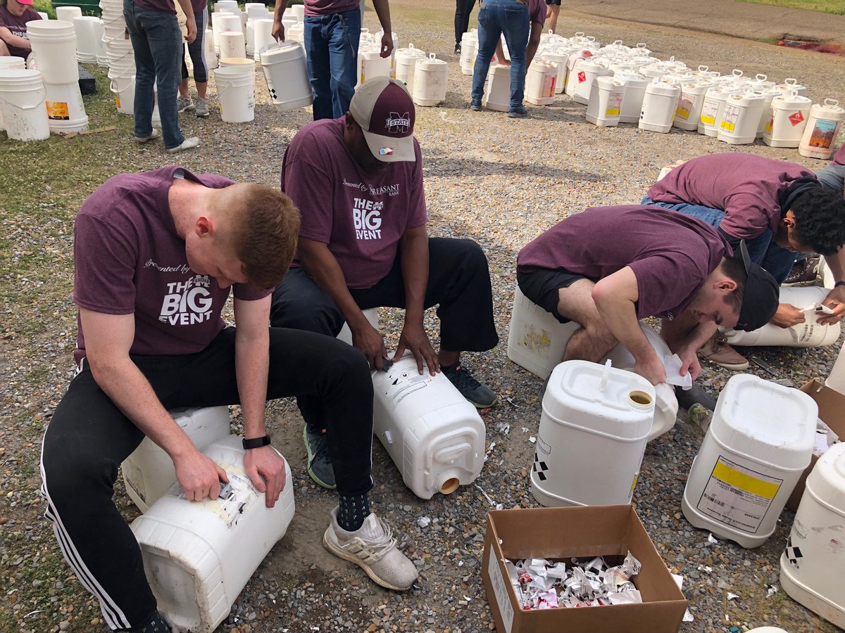msstate_crc's tweet image. The CRC loved serving at the #MSUBIGEVENT2019 this morning! What an amazing opportunity to serve Operation Ukraine and represent @msstate ! #hailstate #hailrecovery #ServiceatState