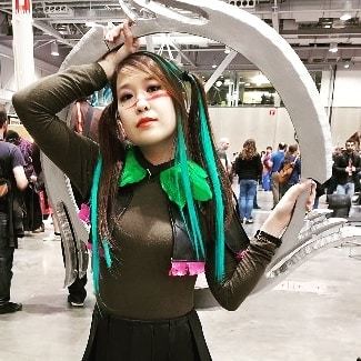 CosplayerNation's tweet photo. THE RING BLADE LADY Tira from SoulCalibur! This is @Suhoopa at Pax East 2019!
#COSPLAYERNATION #paxeast2019 #paxeast #soulcalibur #tira #tiracosplay #soulcaliburcosplay #ringblade https://t.co/c4wcufgurT https://t.co/Z9Wjqg43u9