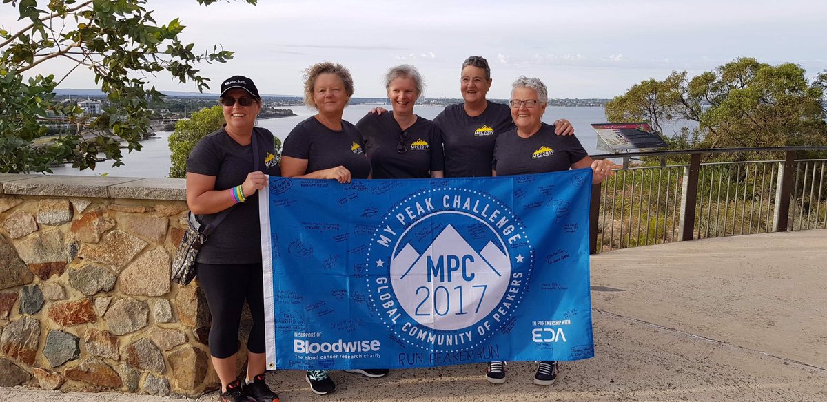 The travelling flag of the RPR Peakerhood has reached the shore of Perth Western Australia. So what better excuse for an impromptu Peaker meetup? Truly a global community ❤️<a href="/MyPeakChallenge/">My Peak Challenge</a> <a href="/auspeakers/">AussiePeakers</a> <a href="/RunPeakerRun/">Run Peaker Run</a>