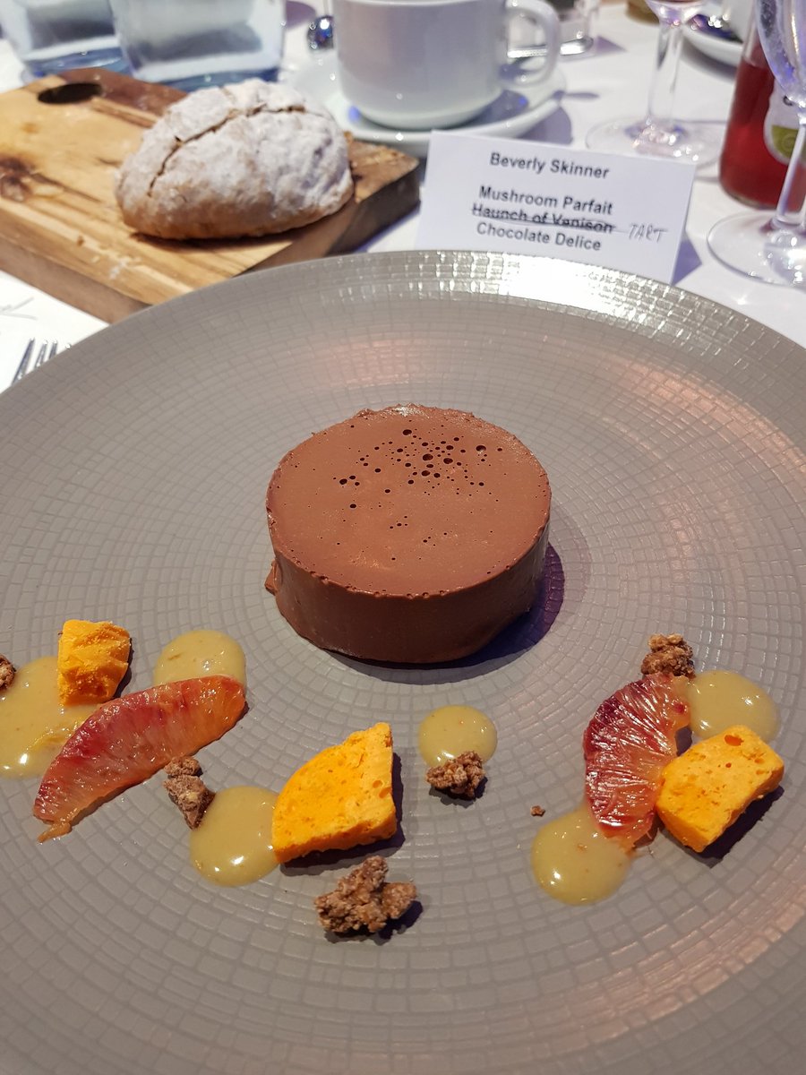 AGMEvent's tweet photo. Yey! Dessert! @balmerlawnhotel @hantsconference @NF_Conferences https://t.co/J3cQ0CFECN