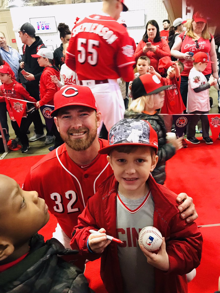 Made this little Reds fan’s day! Thank you @zach_duke! What a day @Reds!! Let’s GO 🔴⚾️!! #RedsCountry #RedsKidsOpeningDay #OpeningDay⁠ ⁠! #WEareLakota #TeamAdena #hopewellheroes #BornToBaseball⁠ ⁠