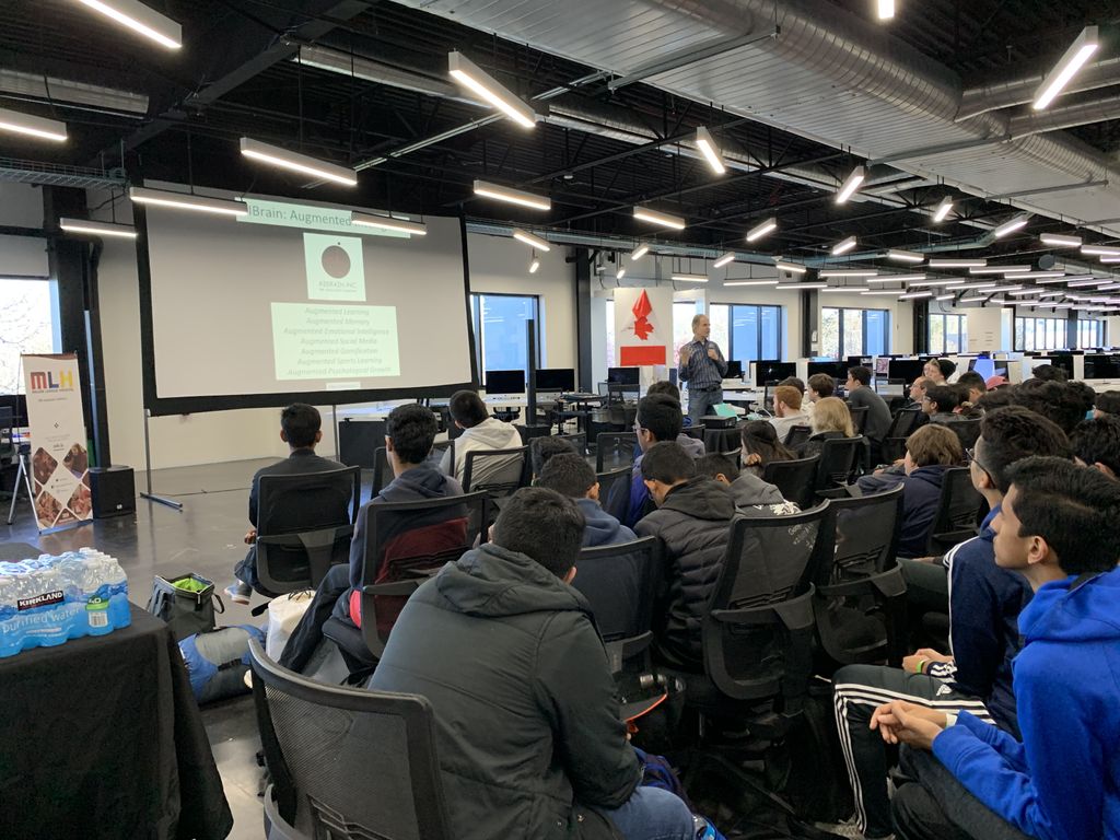 MLHacks's tweet photo. Opening Keynote @linghacks on the history of artificial intelligence π₯ #linghacks-ii https://t.co/Ir9Cp7Ua4S