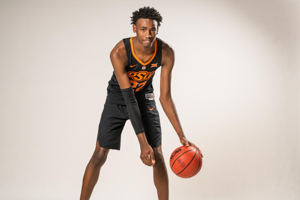 OSUMBB's tweet photo. When your boys are so fired up for November they come up to GIA in March 🤠

Thanks to @BigTime_MW, @kalibboone32 &amp; @BooneKeylan for being a part of a special weekend in Stillwater. #c2e #okstate https://t.co/YSIQwviizw