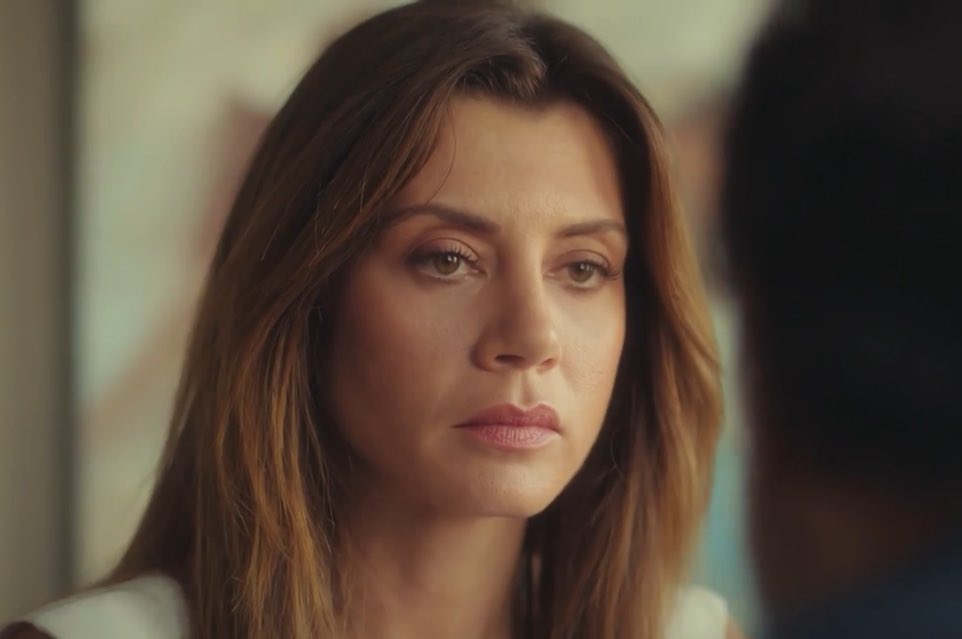 Bu bakışlar çok şey anlatıyor..
#GökçeBahadir 
#OyaToksöz