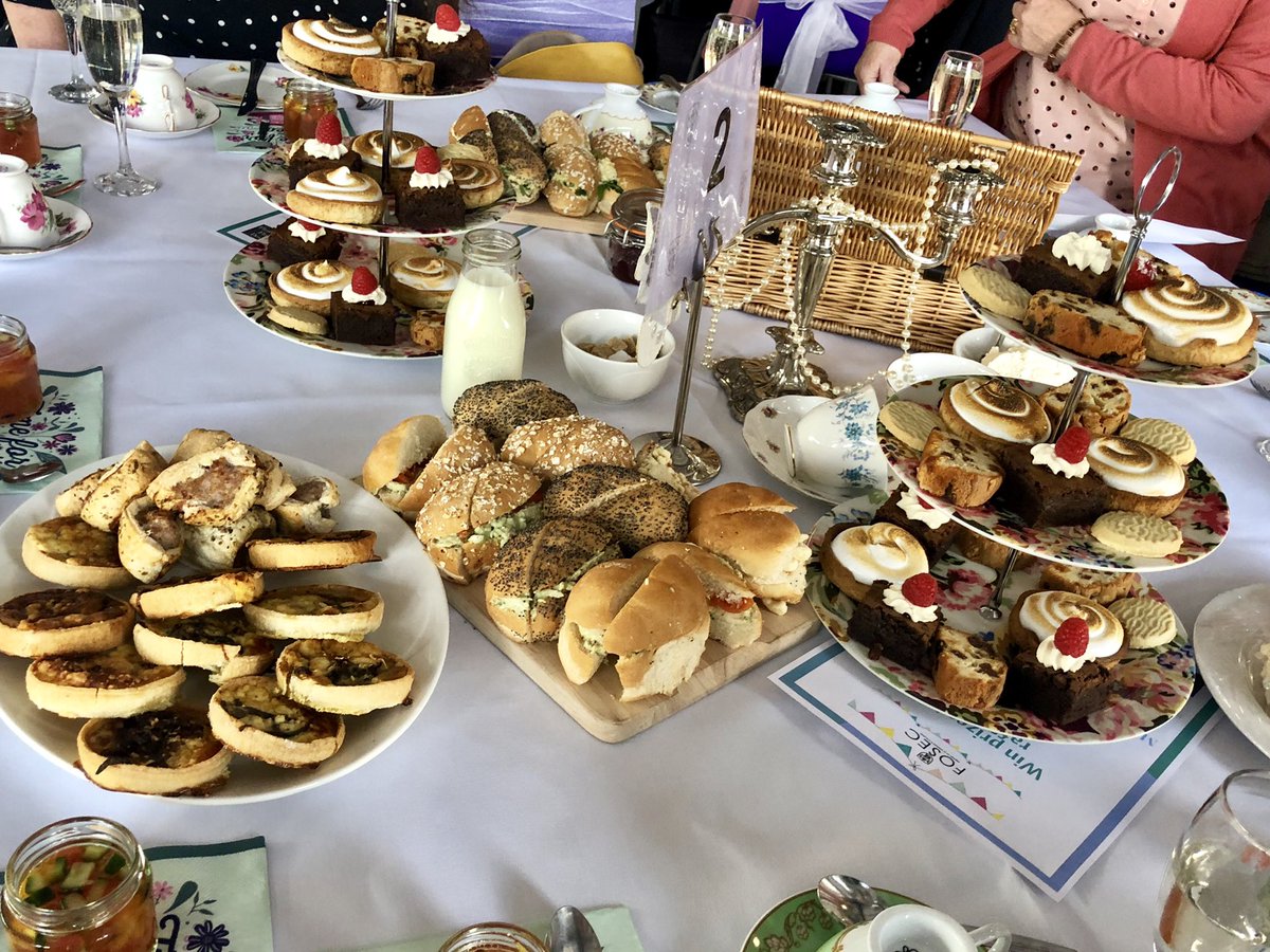 lesley_keyes's tweet photo. Huge thanks to everyone @FOSEC_official @StEdwardsColl for what was a fabulous afternoon with amazing food and fab service! https://t.co/1rhcjv2FcY