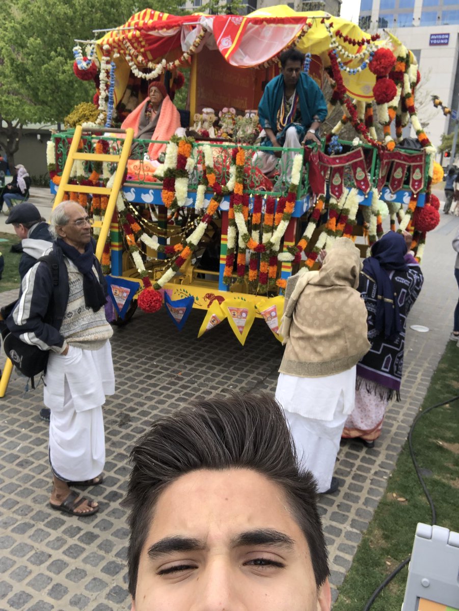 TheZygarde's tweet photo. Loved the atmosphere today!  The Festival of joy went great! @ambarnes8 #loveastro #esslove  #fesivalofjoy https://t.co/bmRn6SVI7Y